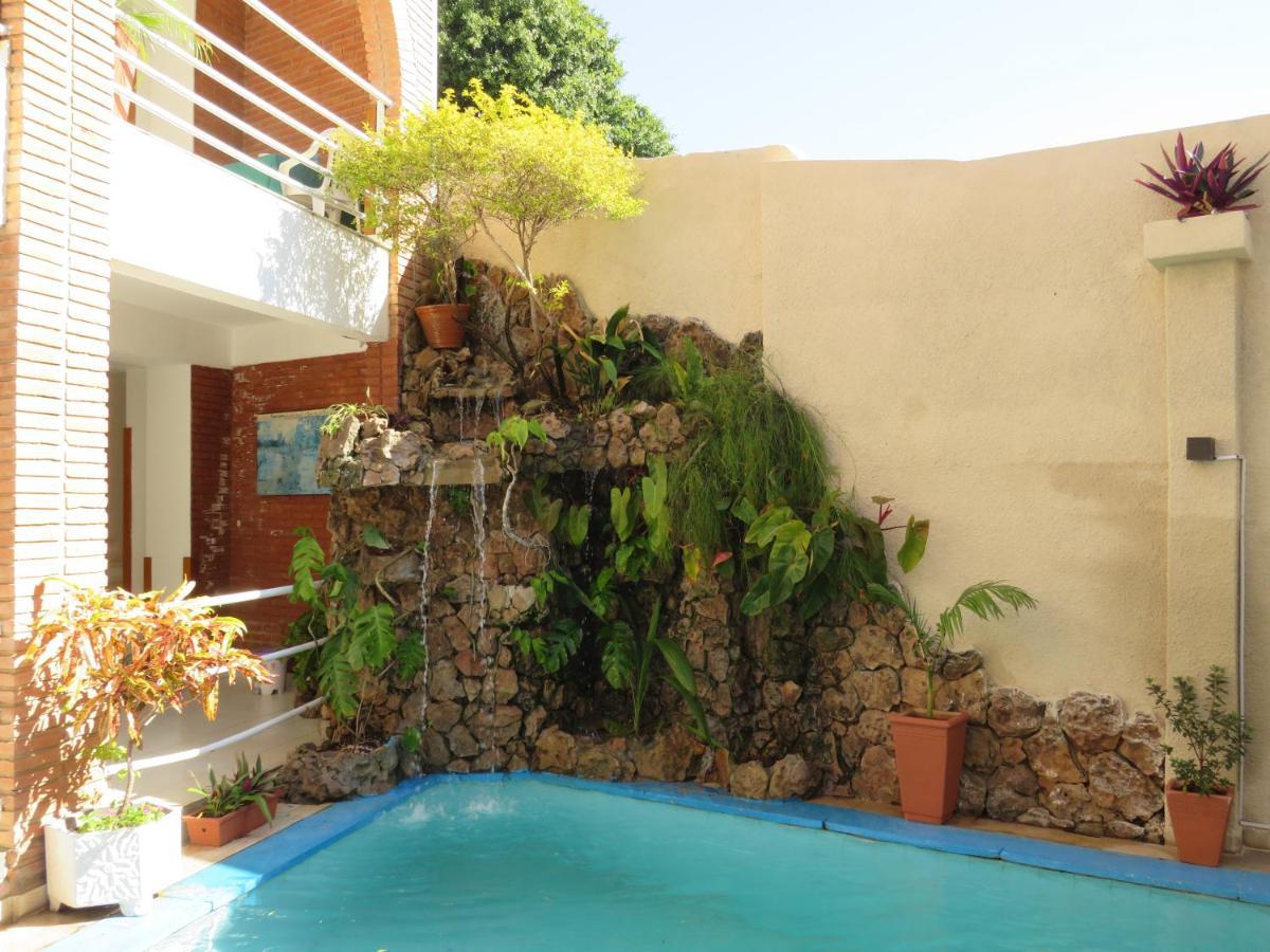 Hotel Palmas Del Sol Asuncion Bagian luar foto