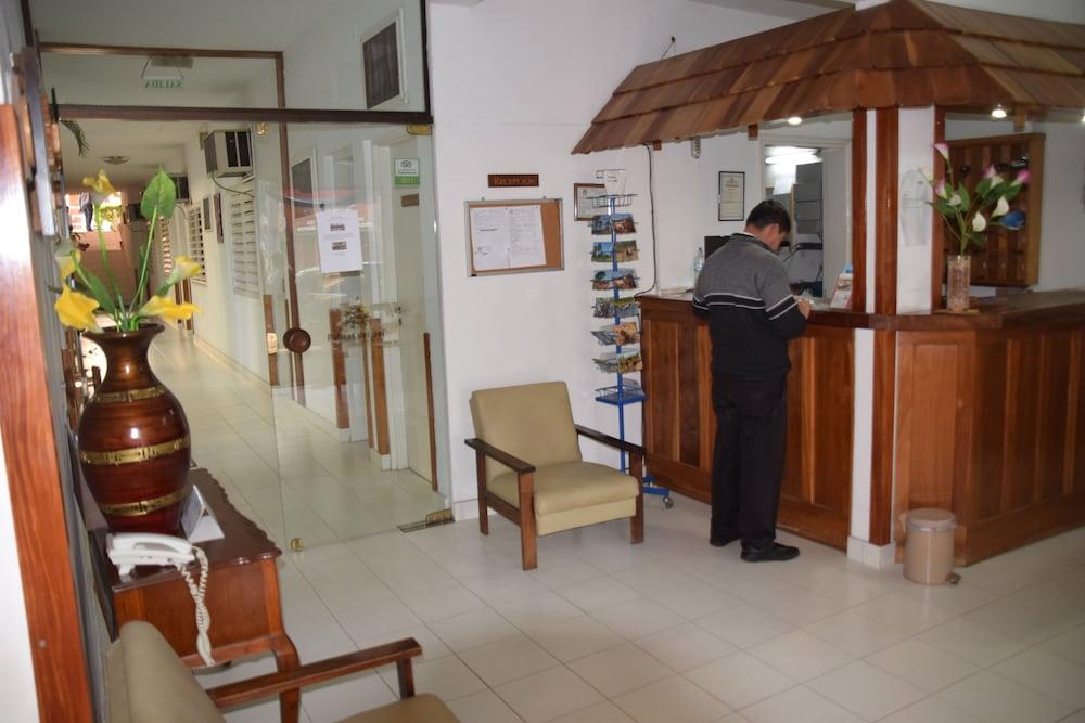 Hotel Palmas Del Sol Asuncion Bagian luar foto
