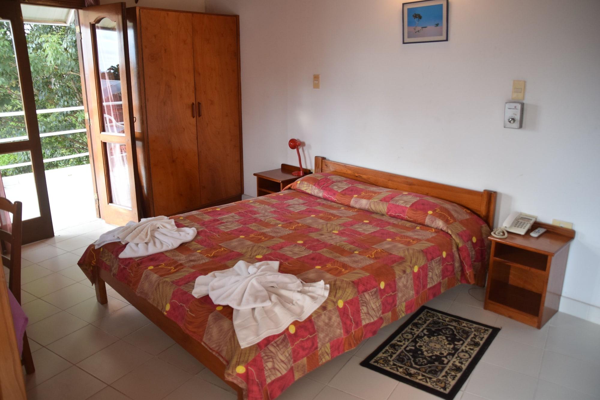 Hotel Palmas Del Sol Asuncion Bagian luar foto
