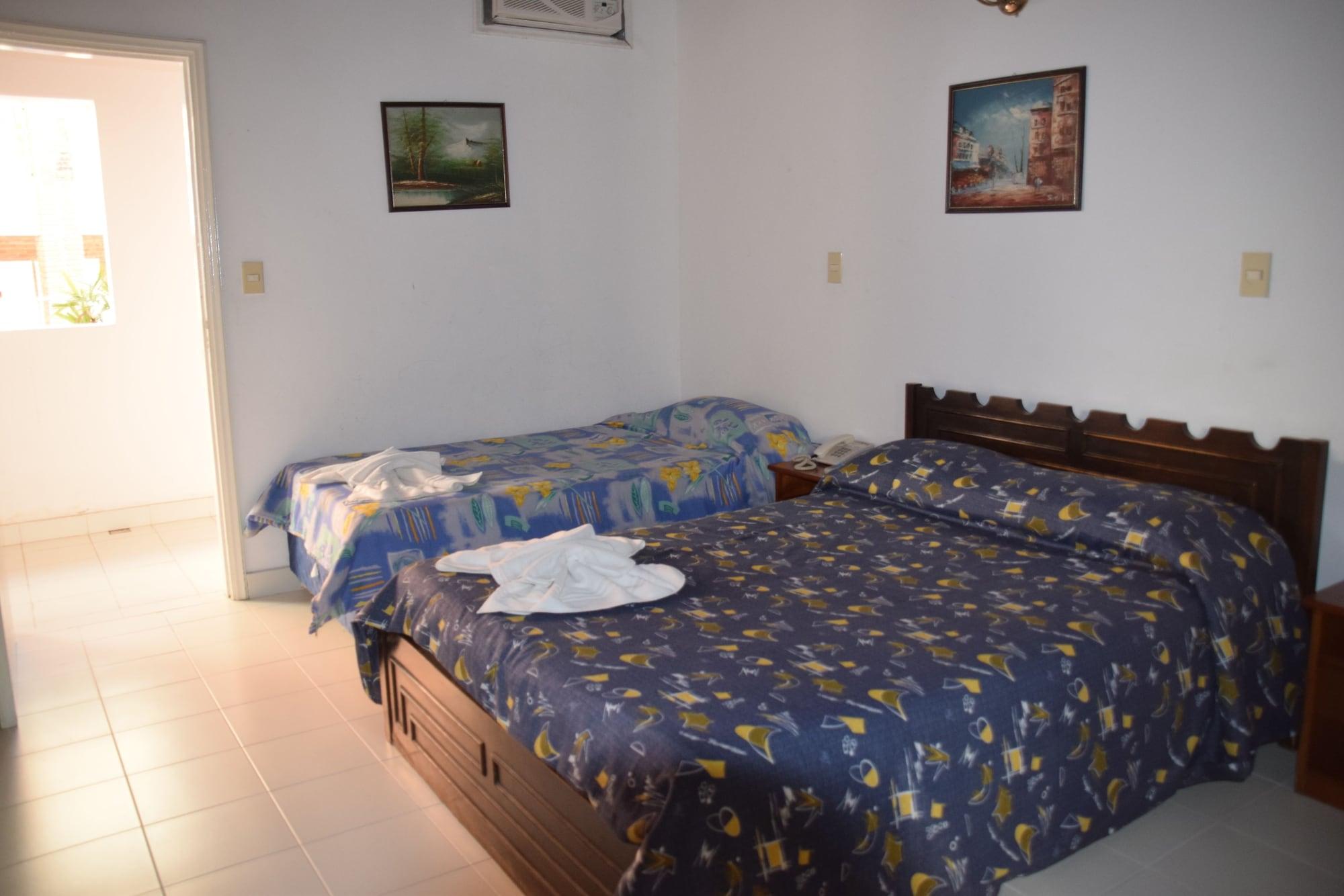 Hotel Palmas Del Sol Asuncion Bagian luar foto