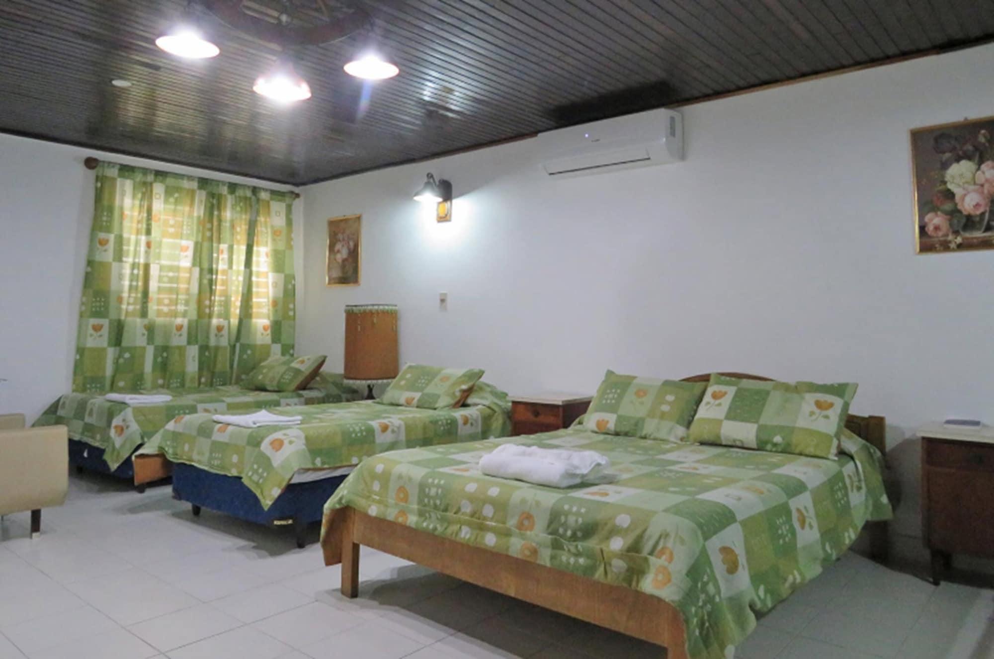 Hotel Palmas Del Sol Asuncion Bagian luar foto