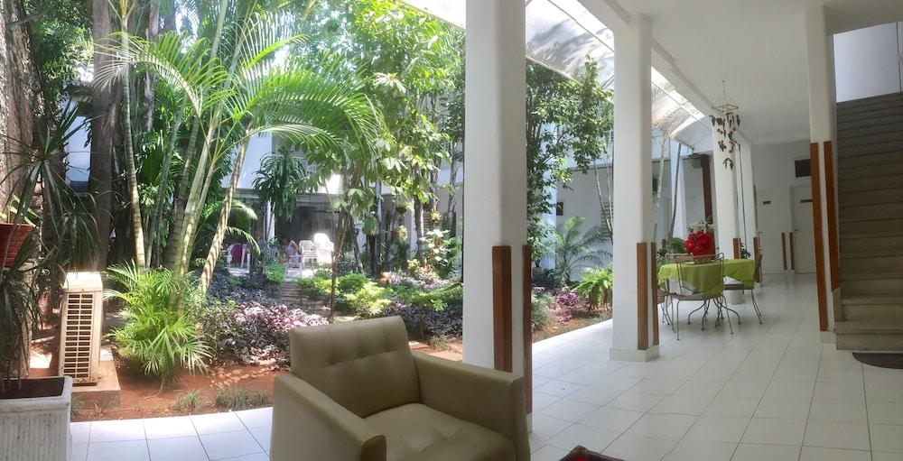 Hotel Palmas Del Sol Asuncion Bagian luar foto