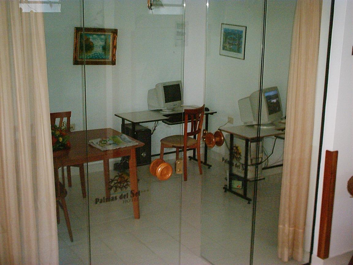Hotel Palmas Del Sol Asuncion Bagian luar foto